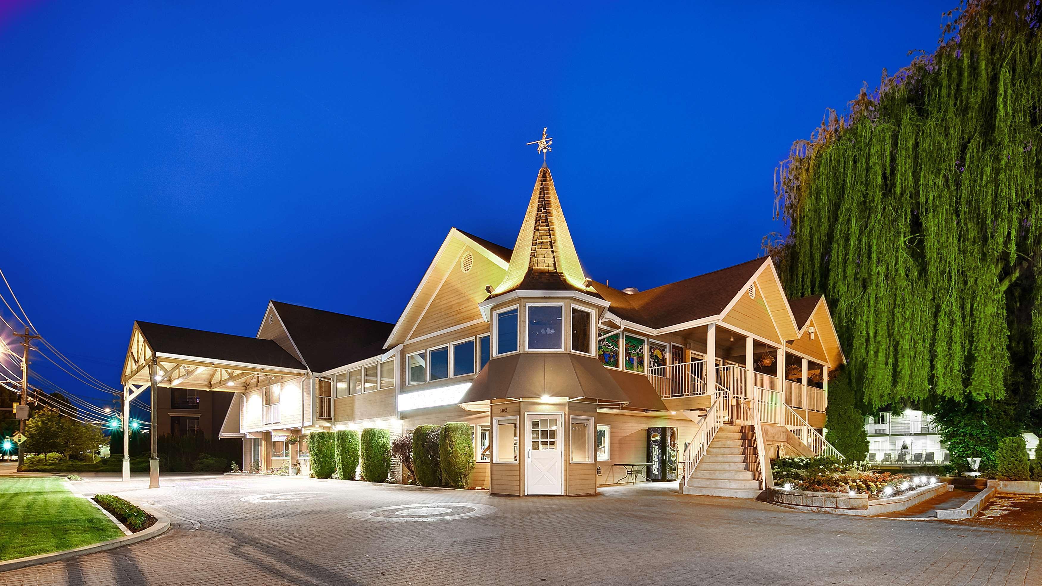 Hotel Western At 2*
